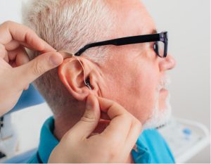 آیا سمعک باعث کم شنوایی می شود؟