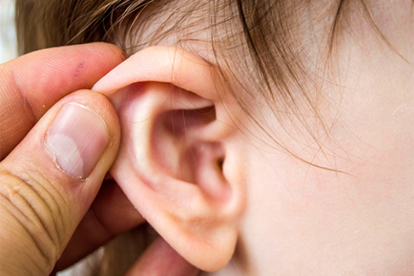 عوارض شایع گوش درد در کودکان